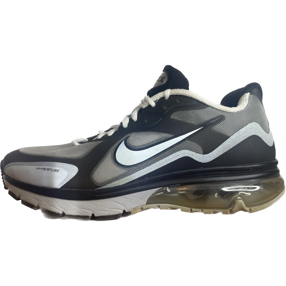 Nike AirMax 2011 Gray Black Sneaker | Men's Size 8 US